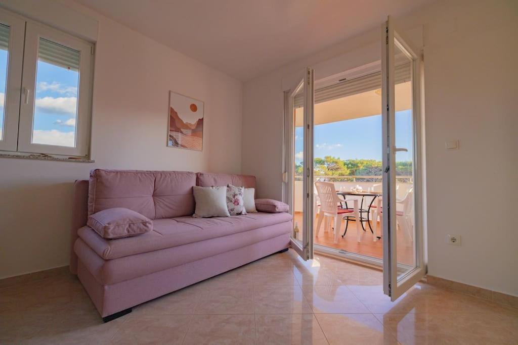Apartment Vito, Pag Island ポヴリャナ エクステリア 写真