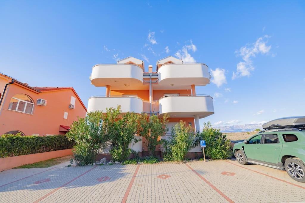 Apartment Vito, Pag Island ポヴリャナ エクステリア 写真