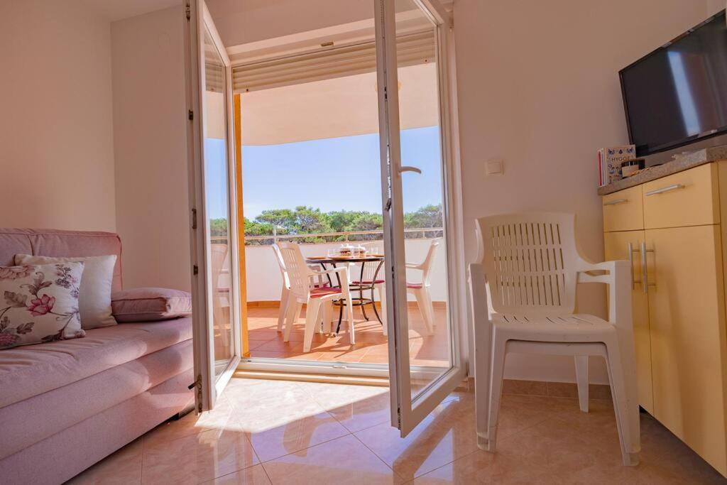 Apartment Vito, Pag Island ポヴリャナ エクステリア 写真